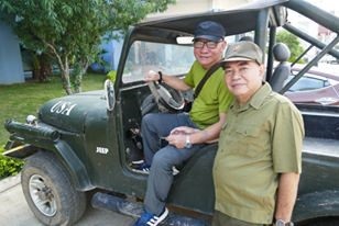 Nhà văn Châu La Việt trở lại thăm Trường Sơn - Ảnh NVCC