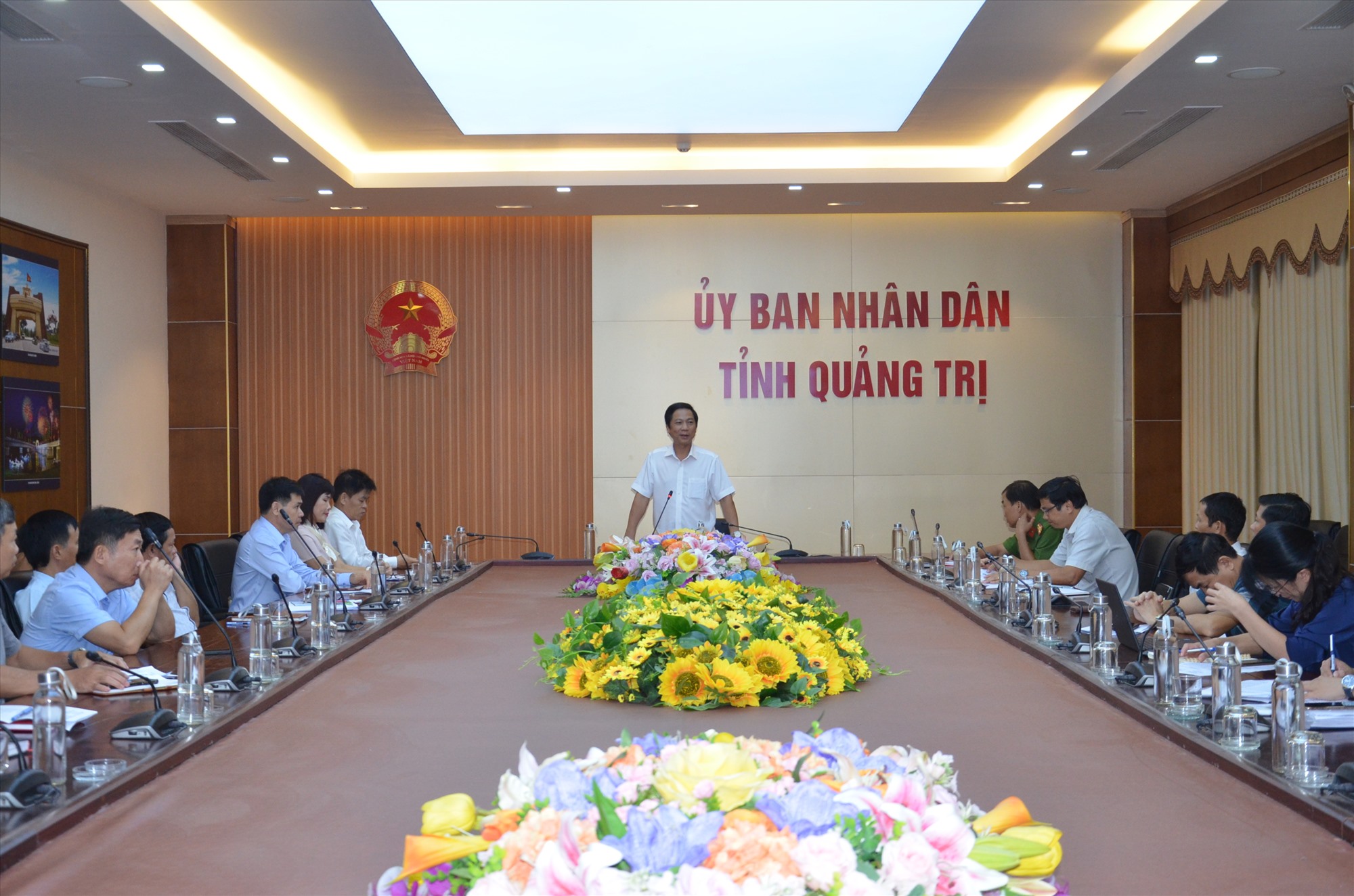 Phó Chủ tịch UBND tỉnh Hoàng Nam phát biểu kết luận tại phiên họp - Ảnh: Lê Minh