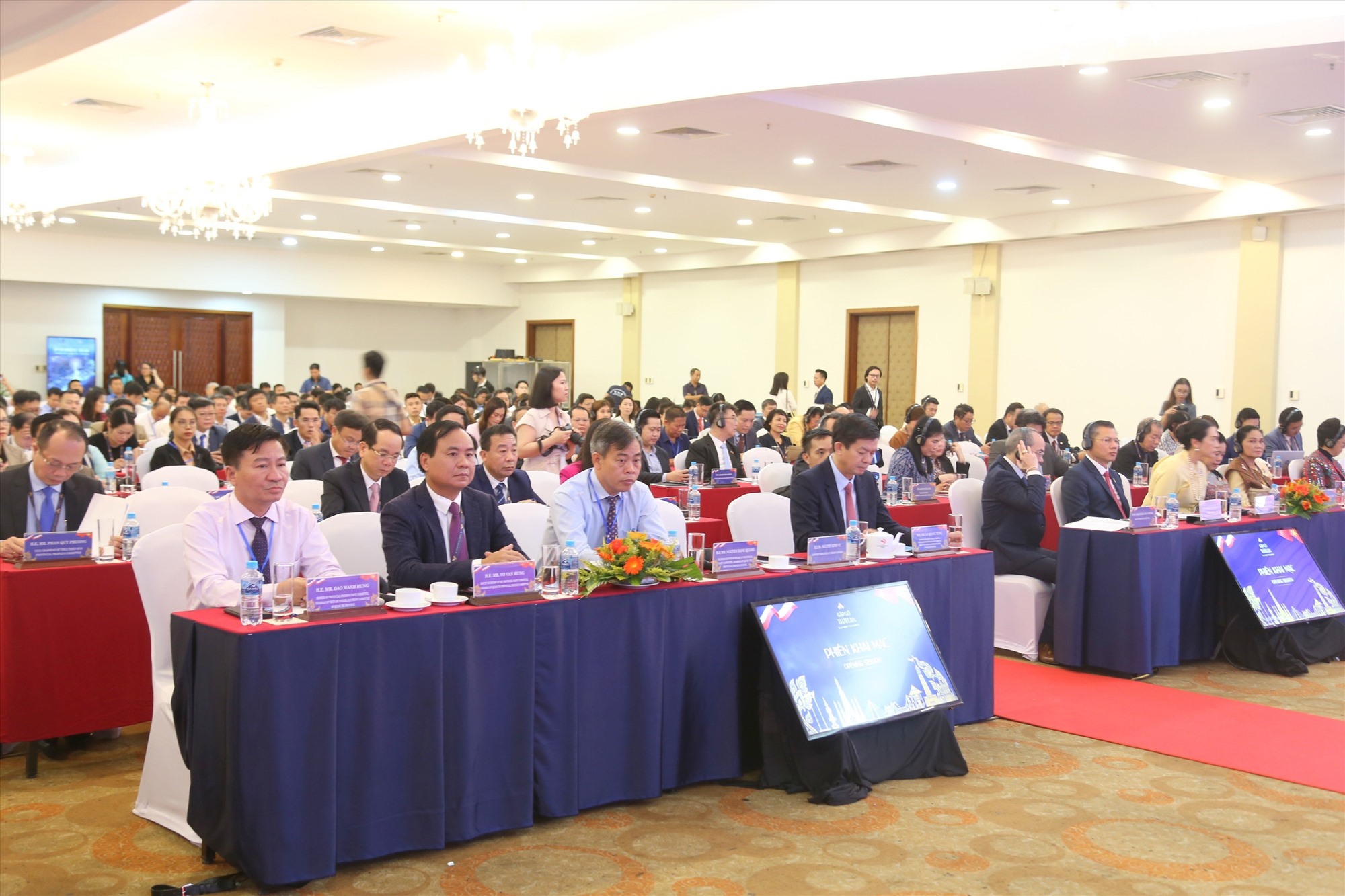 Các đại biểu tham dự Hội nghị “Gặp gỡ Thái Lan” - Ảnh: T.T