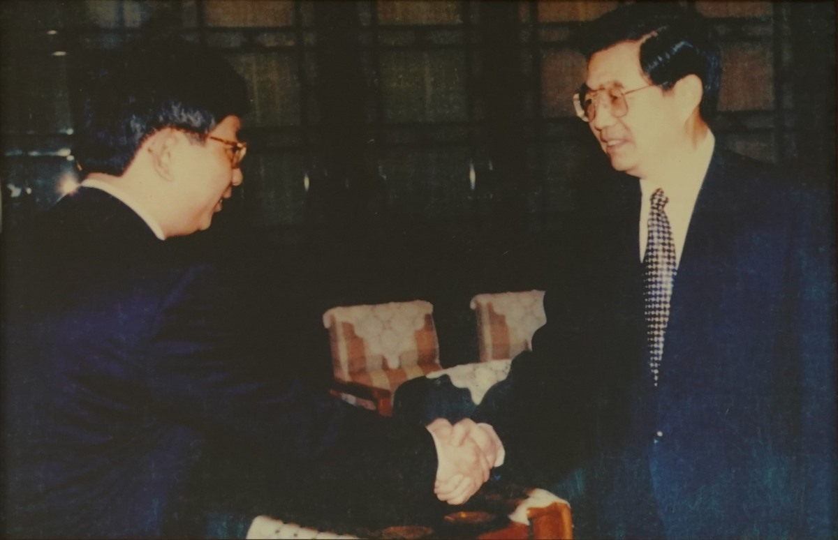 Tướng Vịnh và Chủ tịch Trung Quốc Hồ Cẩm Đào.