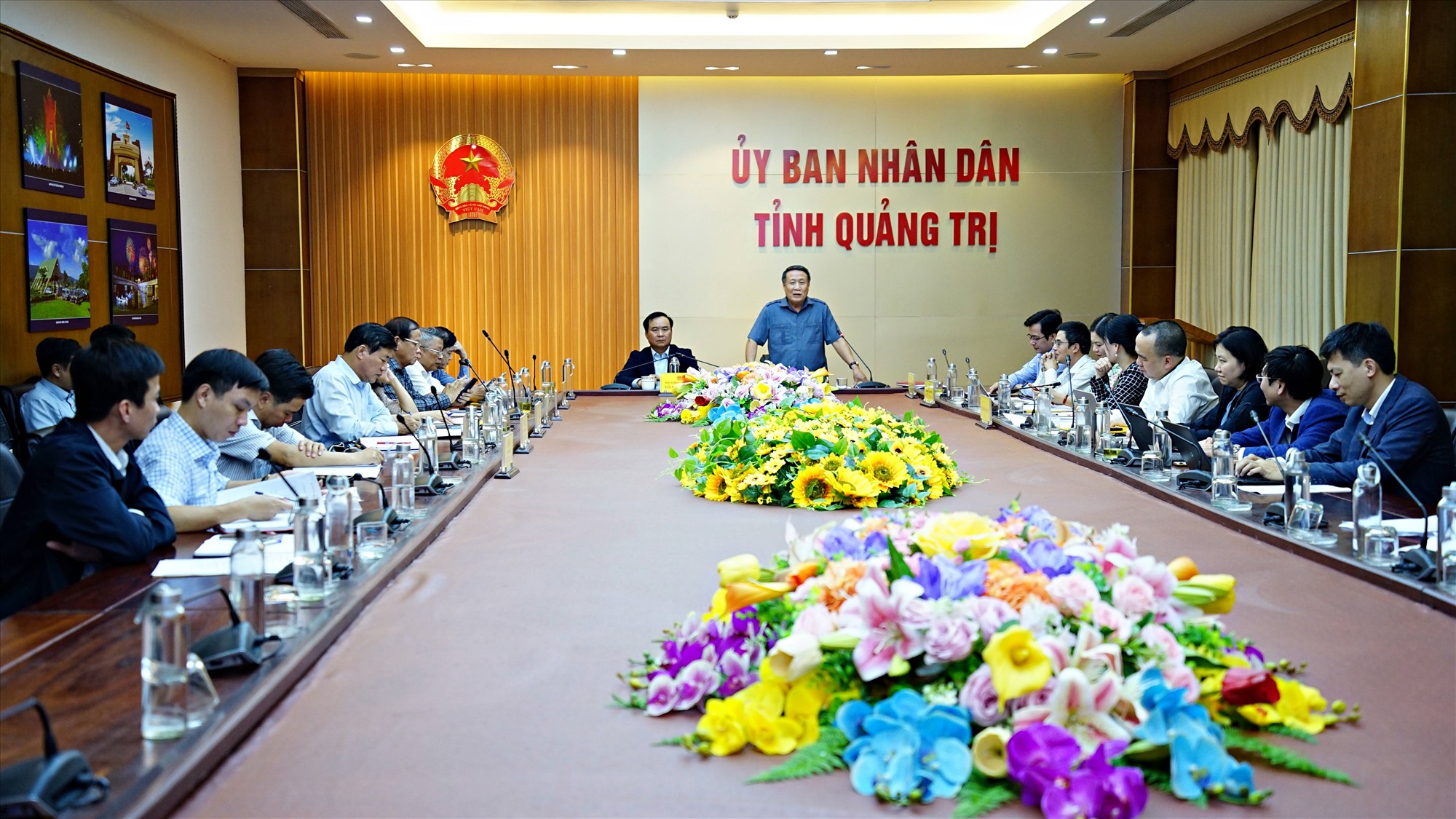 Phó Chủ tịch Thường trực UBND tỉnh Hà Sỹ Đồng phát biểu tại buổi làm việc - Ảnh: L.A