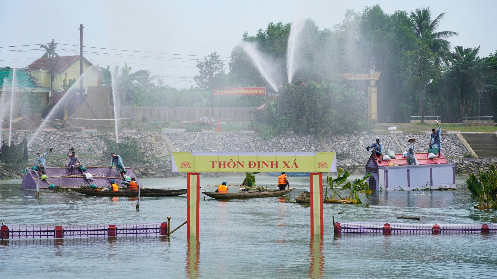 Phần diễn tập thực binh tại xã Cam Hiếu, huyện Cam Lộ - Ảnh: Lê Trường