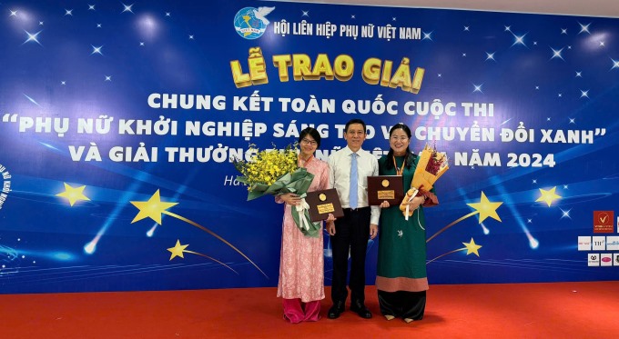 Giải thưởng Phụ nữ Việt Nam năm 2024 vinh danh hai nhà khoa học nữ ĐHQG-HCM