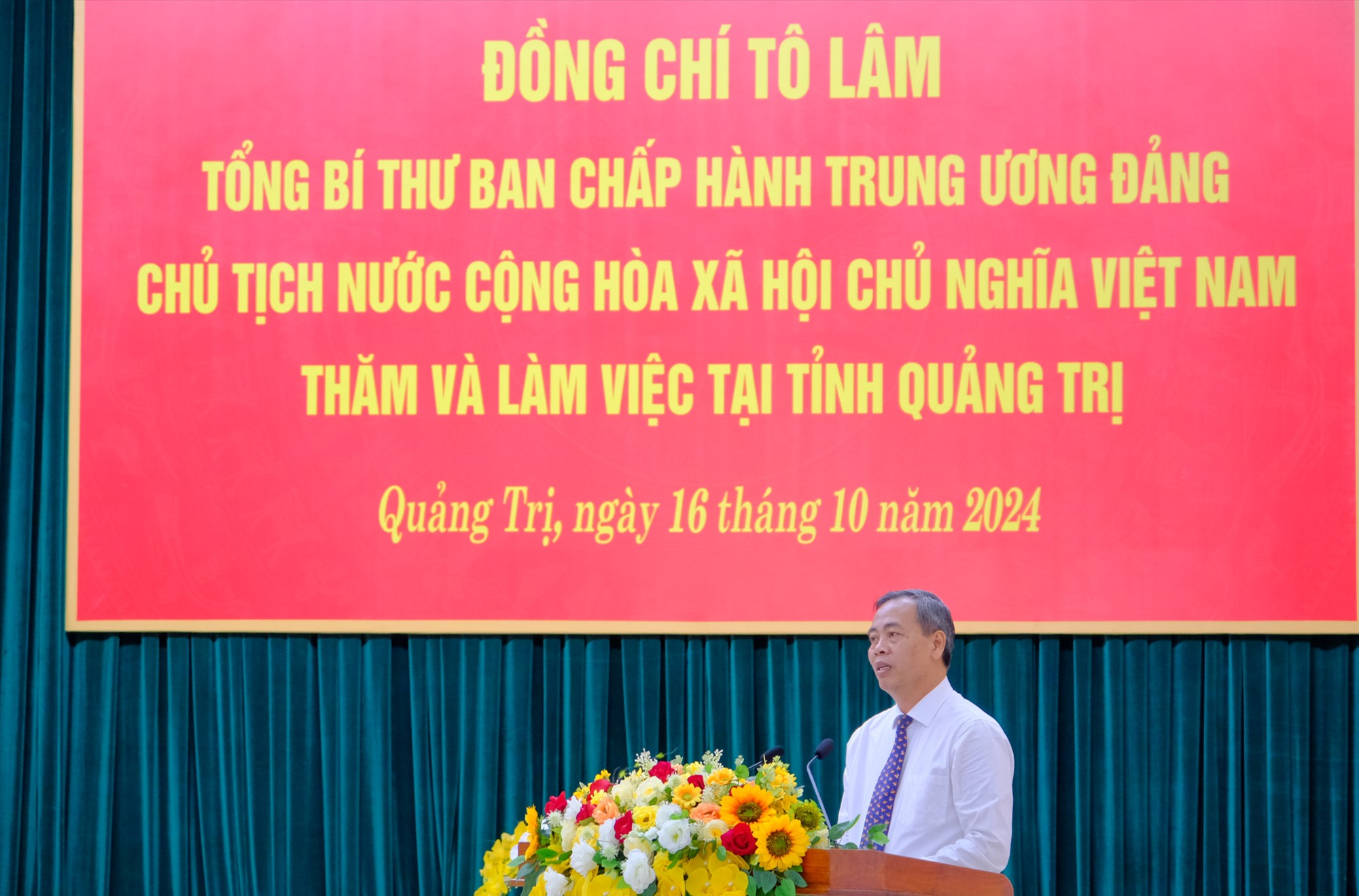 Phó Bí thư Thường trực Tỉnh ủy, Chủ tịch HĐND tỉnh Nguyễn Đăng Quang kiến nghị Bộ Chính trị và Tổng Bí thư, Chủ tịch nước Tô Lâm quan tâm chỉ đạo triển khai công tác chuẩn bị đại hội đảng các cấp để thực hiện tốt Chỉ thị 35-CT/TW của Bộ Chính trị - Ảnh: Trần Tuyền