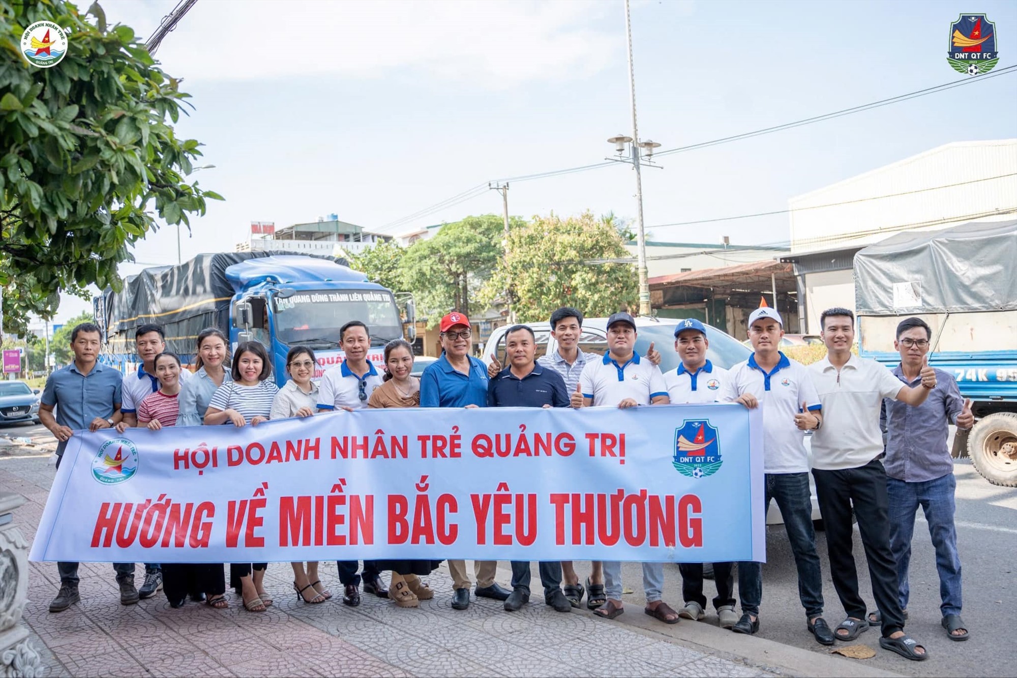 Hội Doanh nhân trẻ tỉnh Quảng Trị quyên góp, hỗ trợ và vận chuyển hàng hóa cứu trợ đến các tỉnh phía Bắc bị ảnh hưởng do bão và hoàn lưu cơn bão số 3 - Ảnh: H.T