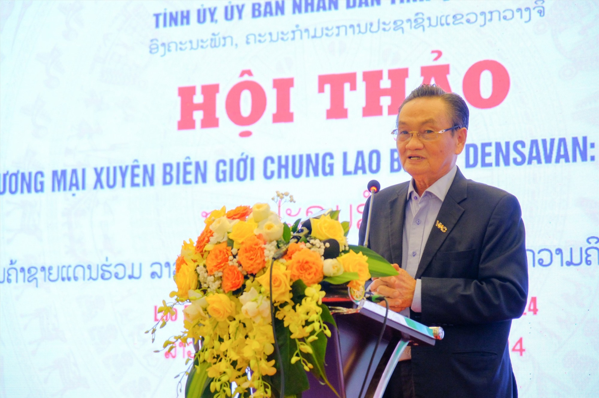 Tiến sĩ Trần Du Lịch tham gia ý kiến tại hội thảo - Ảnh: Trần Tuyền