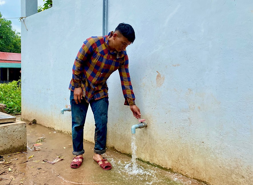 Người dân xã Thanh, huyện Hướng Hóa lo ngại nước giếng khoan chưa hợp vệ sinh, ảnh hưởng đến sức khỏe người dùng - Ảnh: N.B