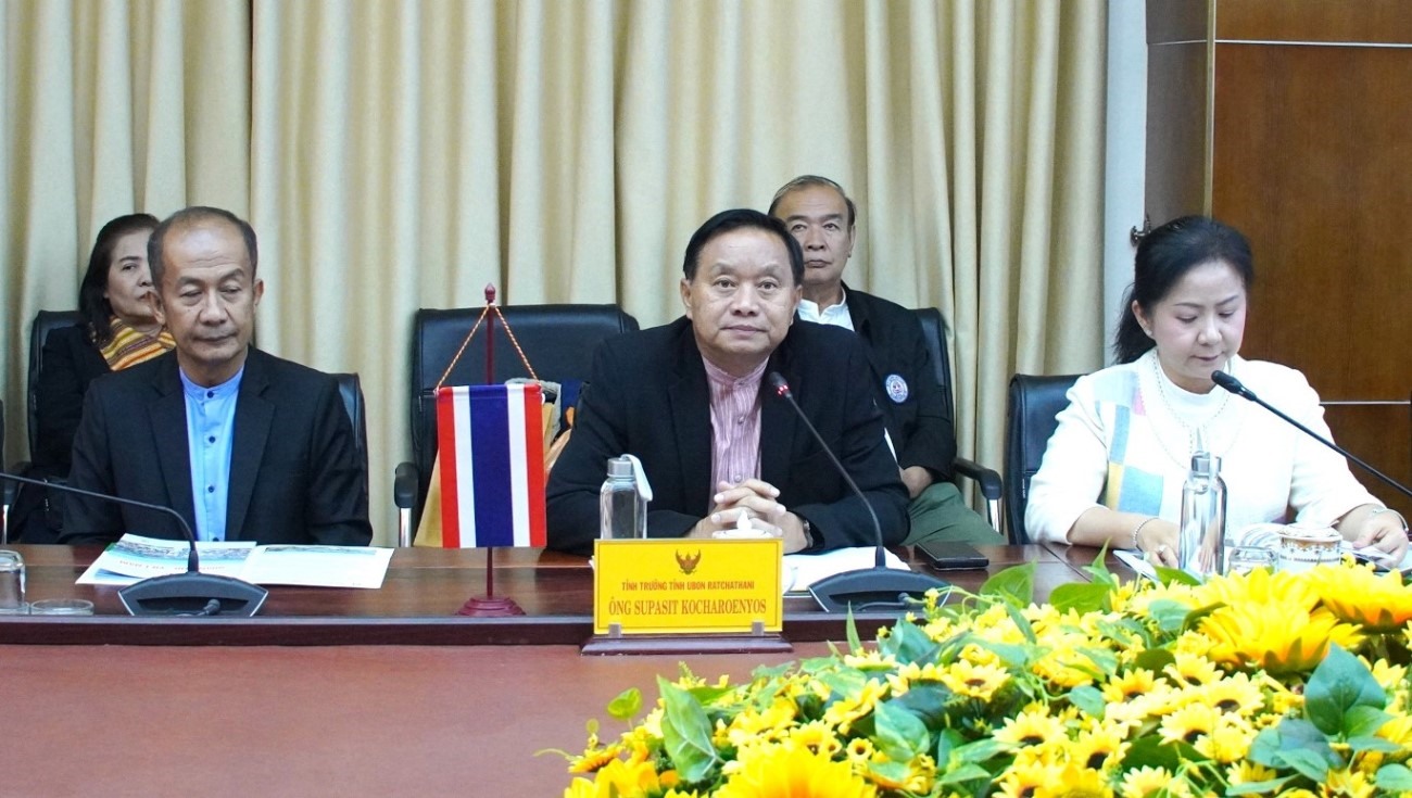 Tỉnh trưởng tỉnh Ubon Ratchathani Supasit Kocharoenyos tại buổi tiếp xã giao với lãnh đạo UBND tỉnh Quảng Trị