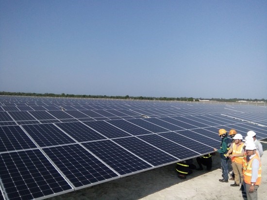 Điện mặt trời, nguồn năng lượng tái tạo đang được tỉnh Quảng Trị chú trọng khai thác - Ảnh: NK