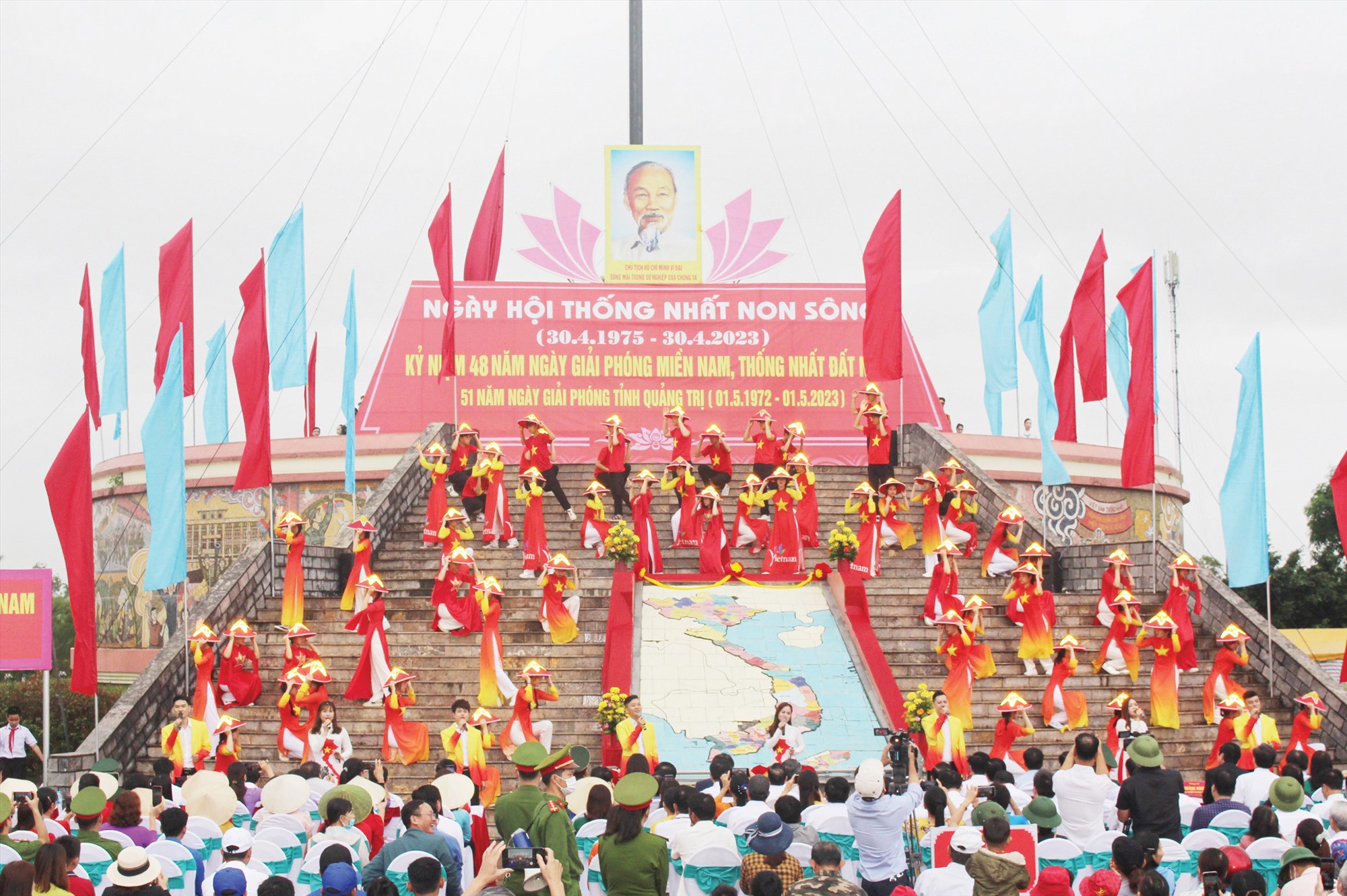 Tại Di tích lịch sử quốc gia đặc biệt Đôi bờ Hiền Lương-Bến Hải sẽ diễn ra khai mạc Lễ hội Vì Hòa bình vào đêm 6/7/2024 -Ảnh: TÚ LINH
