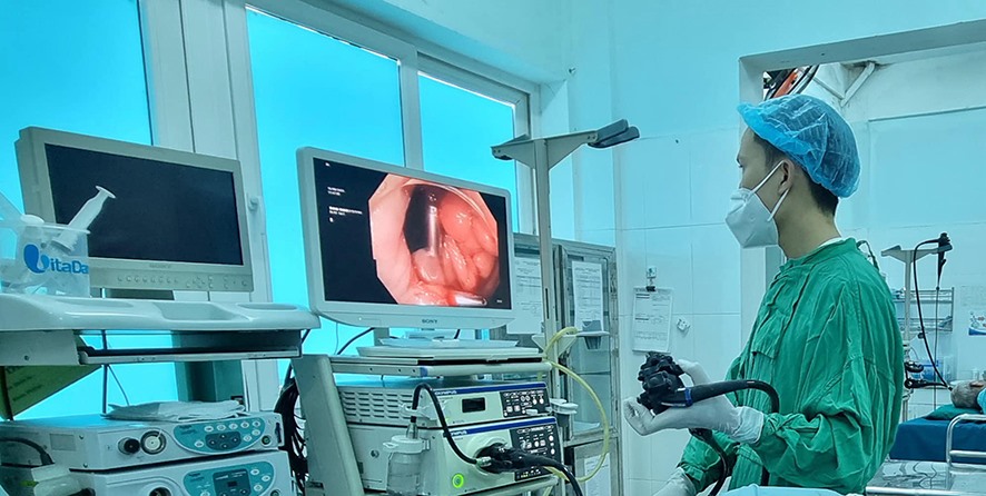 Đầu tư thiết bị máy móc hiện đại phục vụ khám chữa bệnh tại Bệnh viện Đa khoa tỉnh -Ảnh: BVĐK