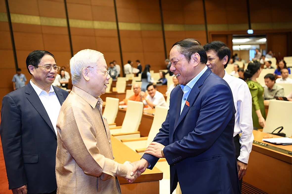 Tổng Bí thư Nguyễn Phú Trọng, Thủ tướng Phạm Minh Chính với Bộ trưởng Nguyễn Văn Hùng -Ảnh: Trần Huấn