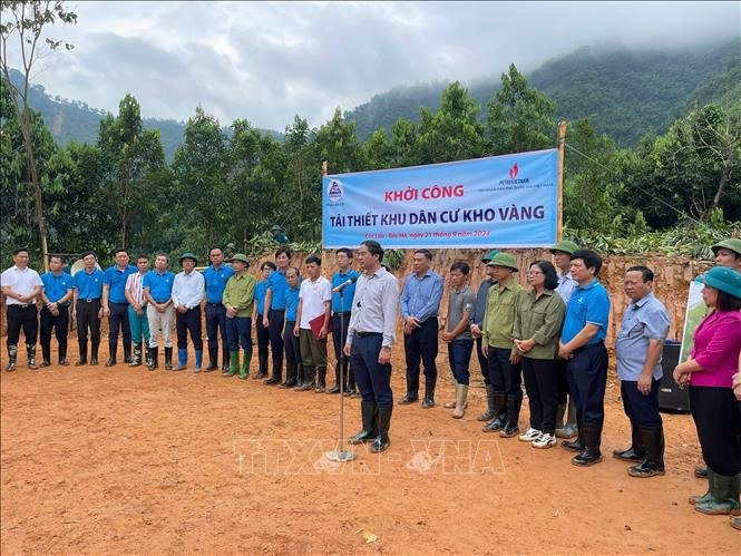 Chủ tịch UBND tỉnh Lào Cai Trịnh Xuân Trường phát biểu tại lễ khởi công. Ảnh: Hương Thu/TTXVN