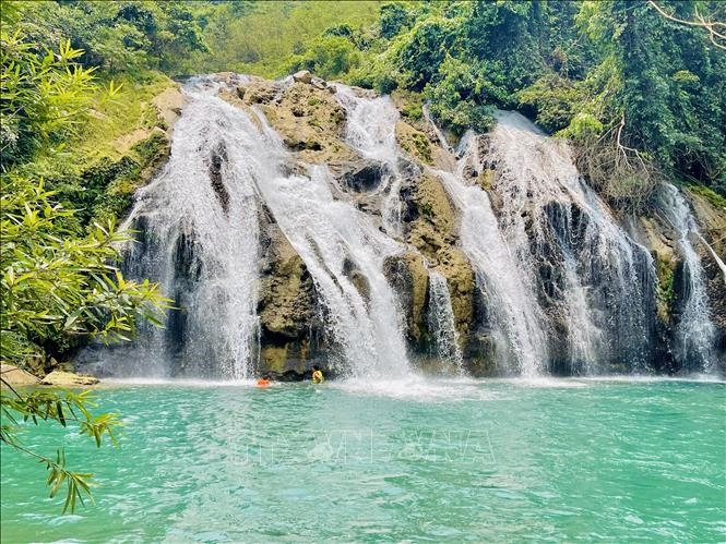 Thác Tà Puồng, xã Hướng Việt, huyện Hướng Hóa (Quảng Trị). Ảnh tư liệu: Thanh Thủy/TTXVN