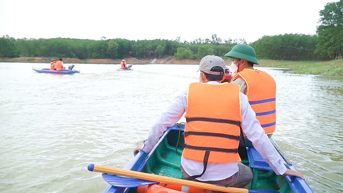 Diễn tập phòng chống thiên tai ở xã Cam Thủy, huyện Cam Lộ -Ảnh: N.T.H