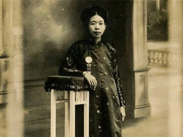Chân dung bà Hoàng Thị Nga