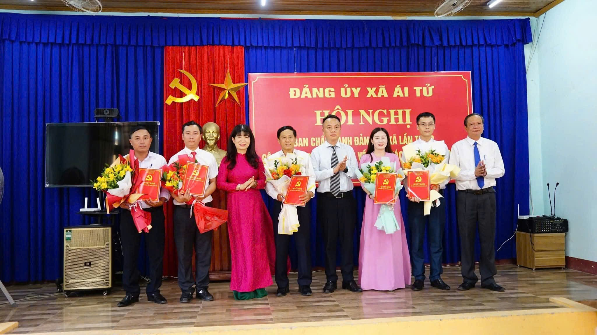 Hội nghị công bố các quyết định thành lập cơ quan UBMT và quyết định chỉ định các chức danh chủ chốt của UBMT xã Ái Tử